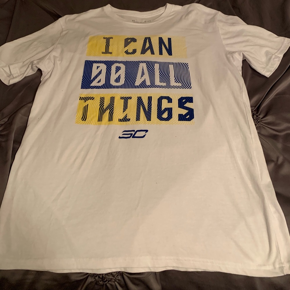 Men’s Under Armour T-shirt medium
